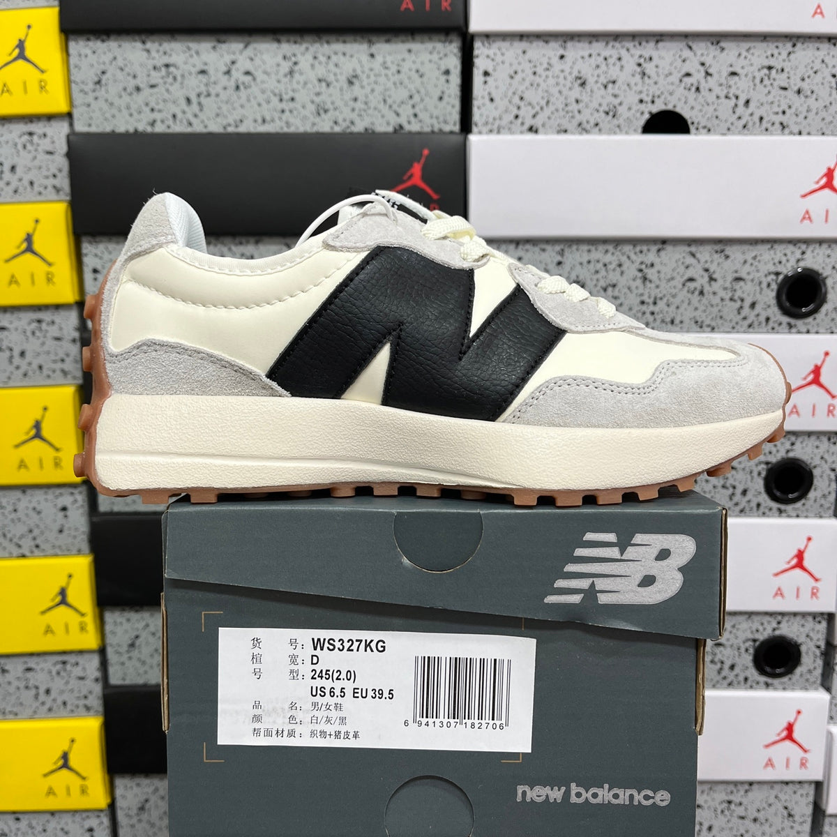 New Balance 327 'Blanc Noir'