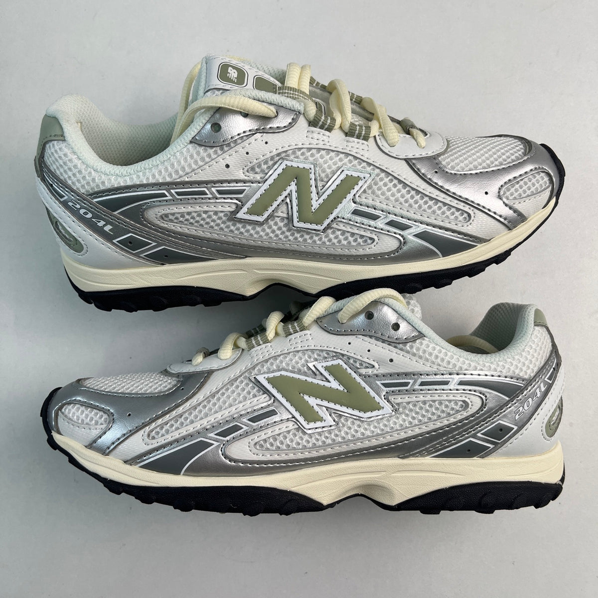 New Balance 204L 'Argent Blanc Kaki'