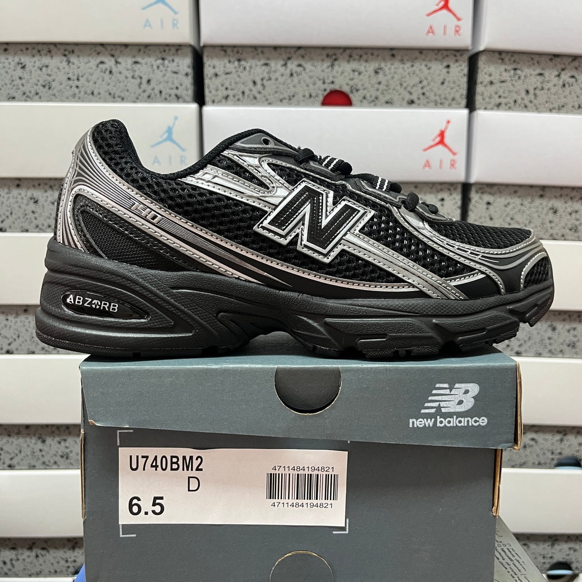New Balance 740 'Noir Argent'