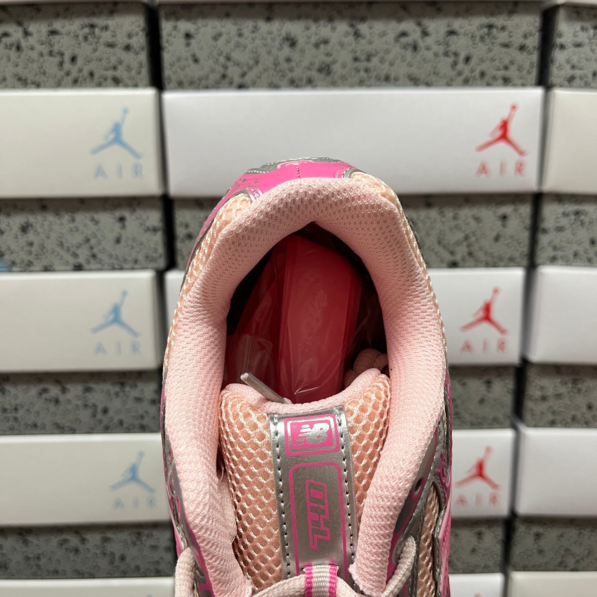 New Balance 740 'Rose Pâle'