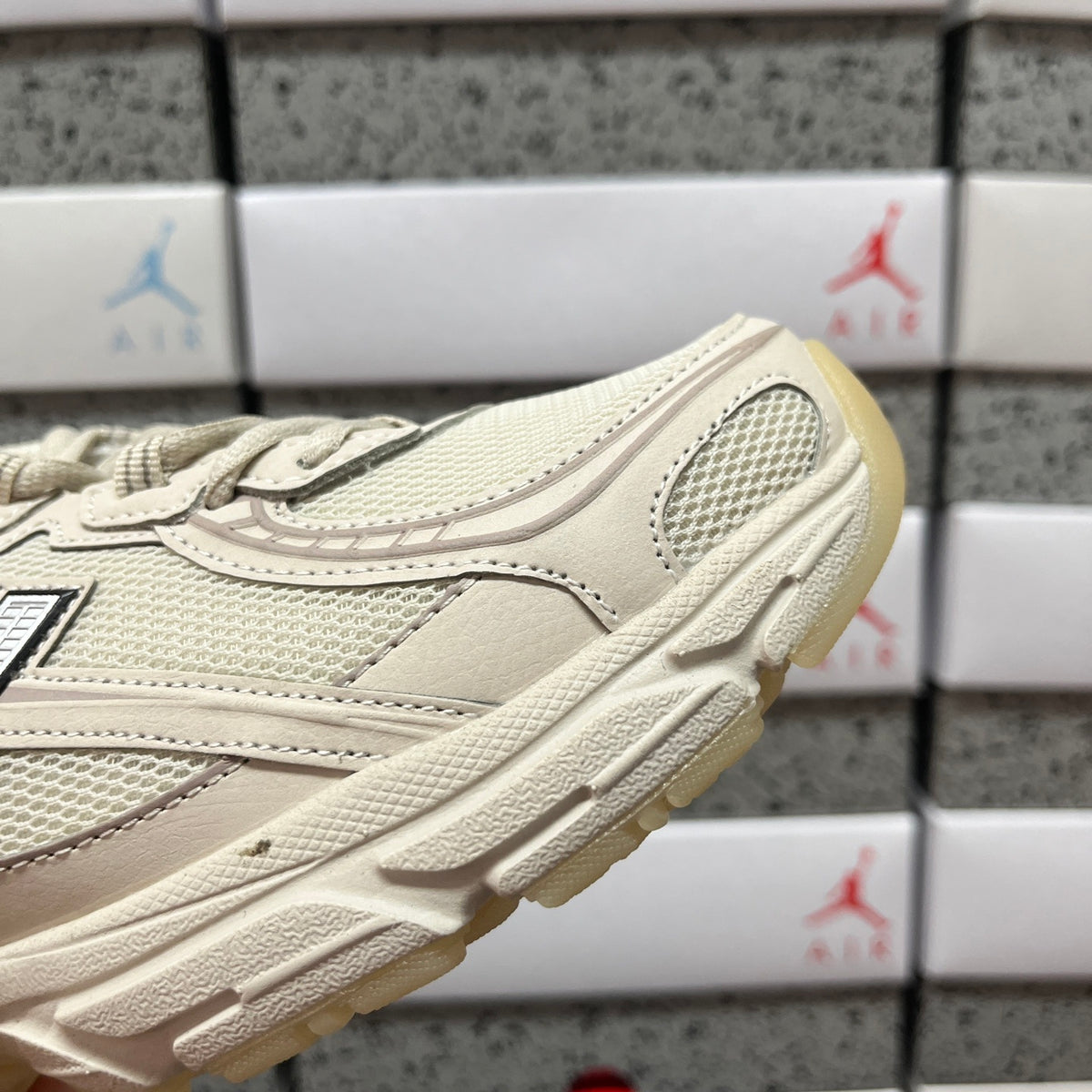 New Balance 740 'Beige Sable'