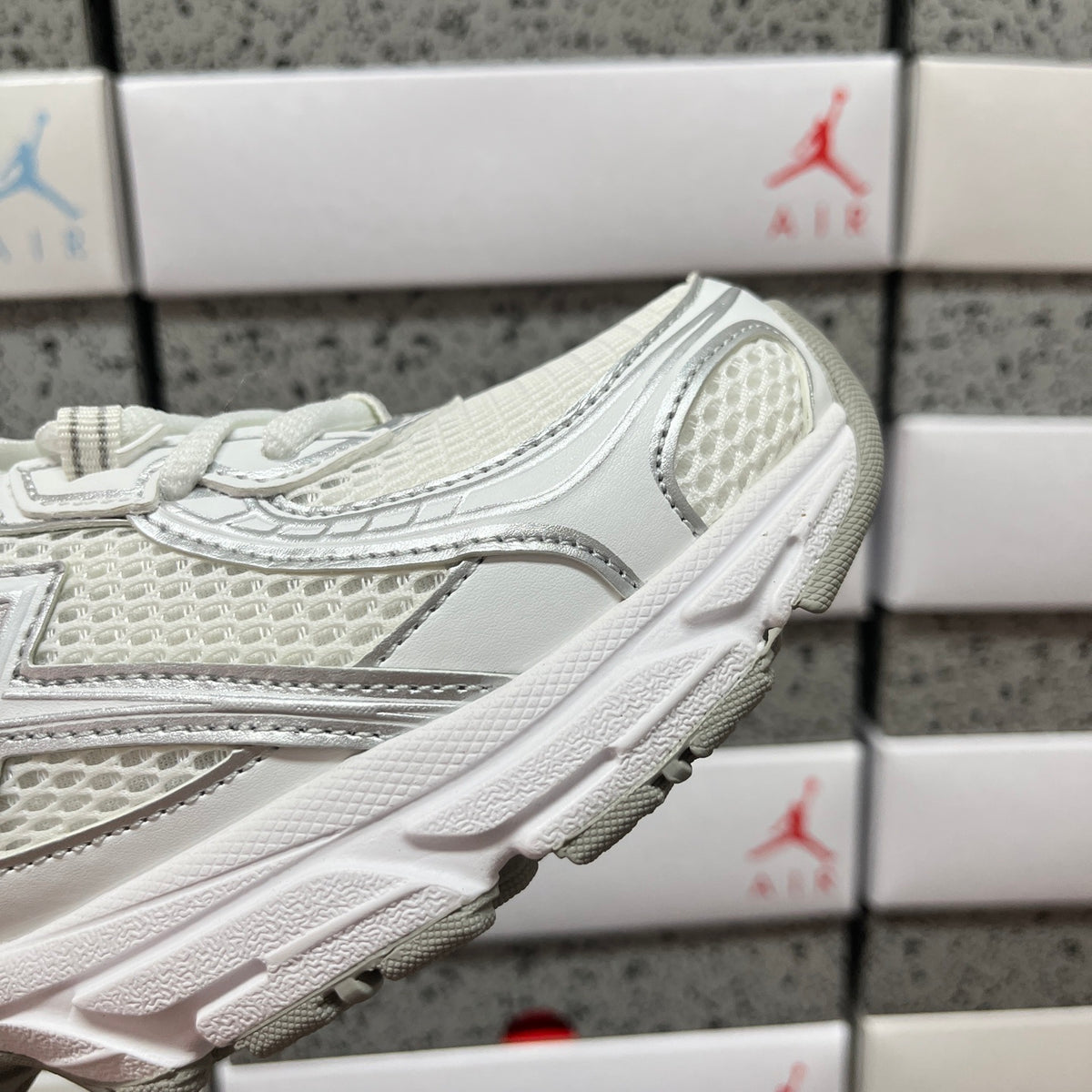 New Balance 740 'Blanc Total'