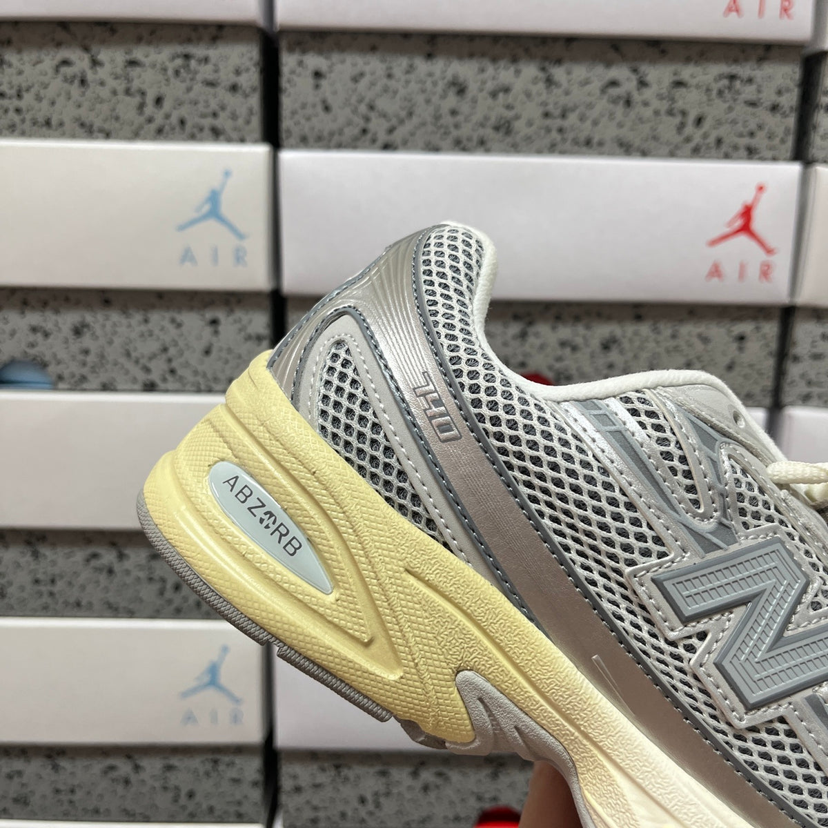 New Balance 740 'Beige Jaune'