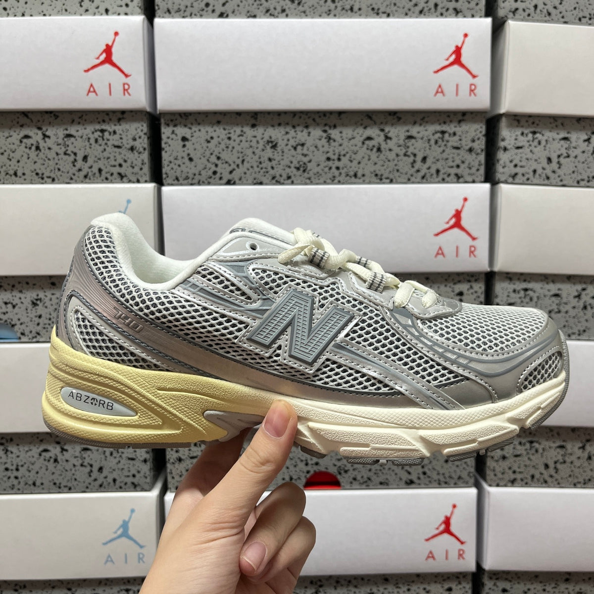 New Balance 740 'Beige Jaune'