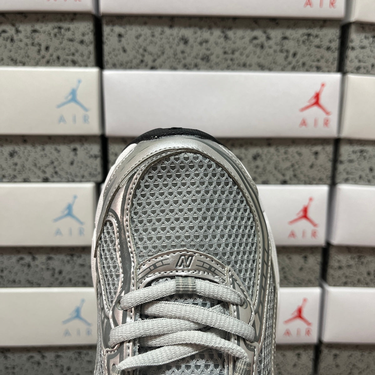 New Balance 740 'Gris Argent'