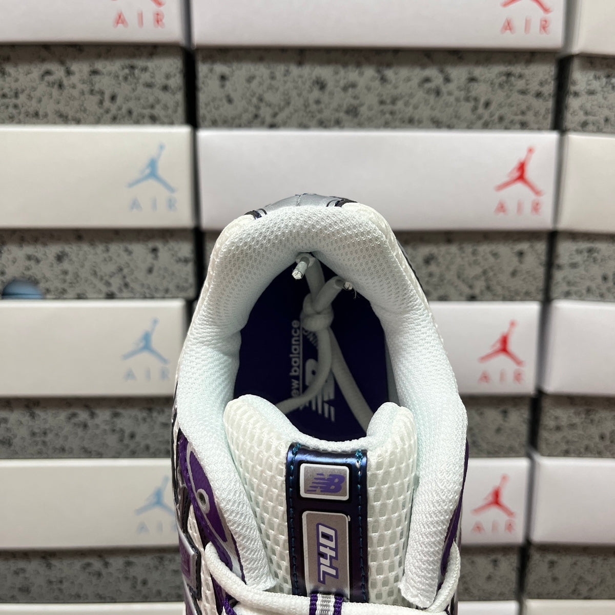 New Balance 740 'Blanc Violet'
