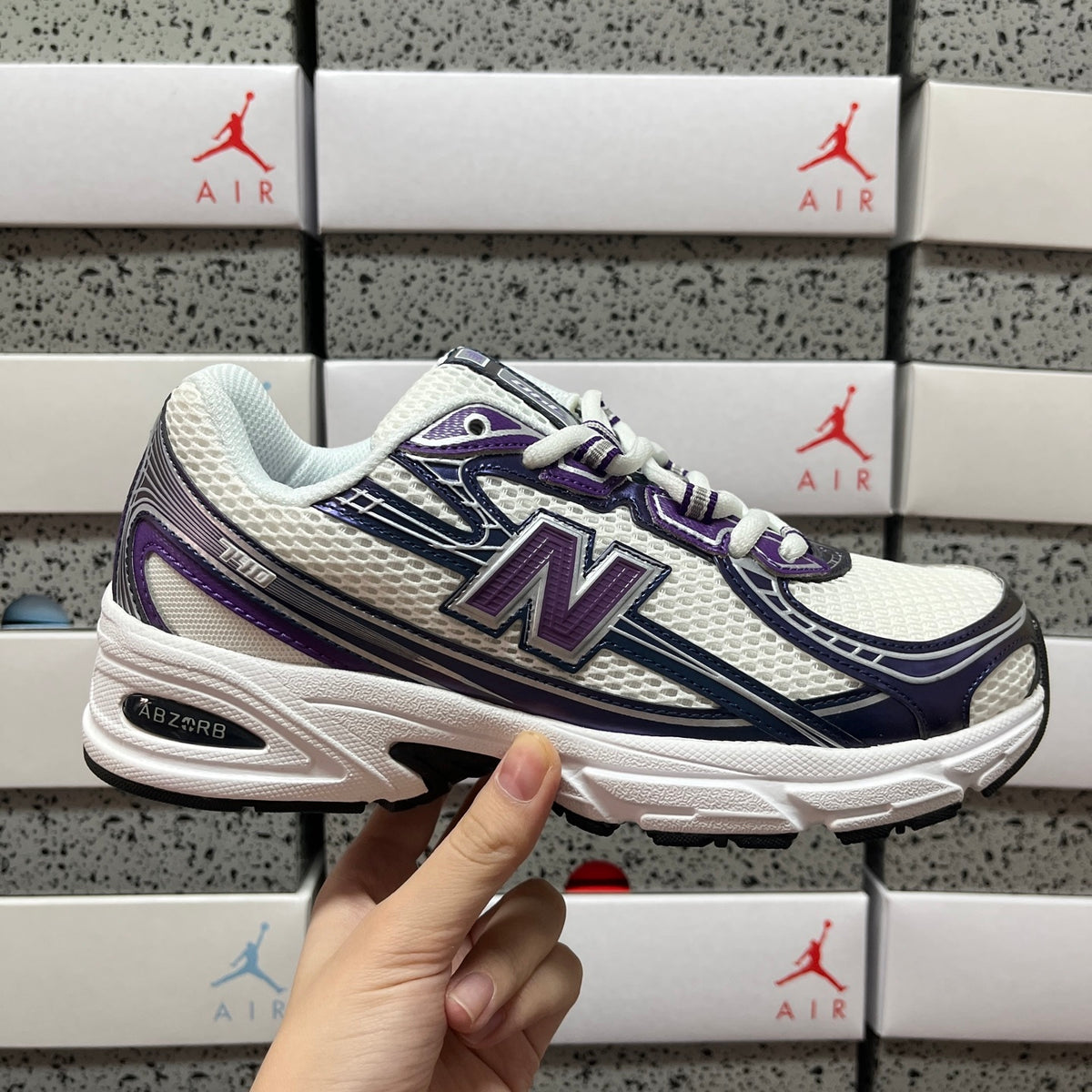 New Balance 740 'Blanc Violet'