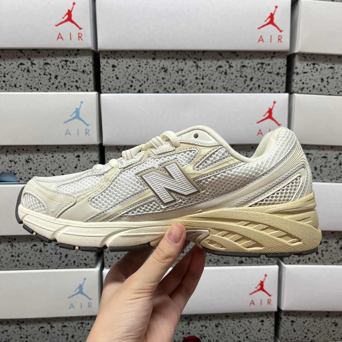 New Balance 740 'Crème Beige'