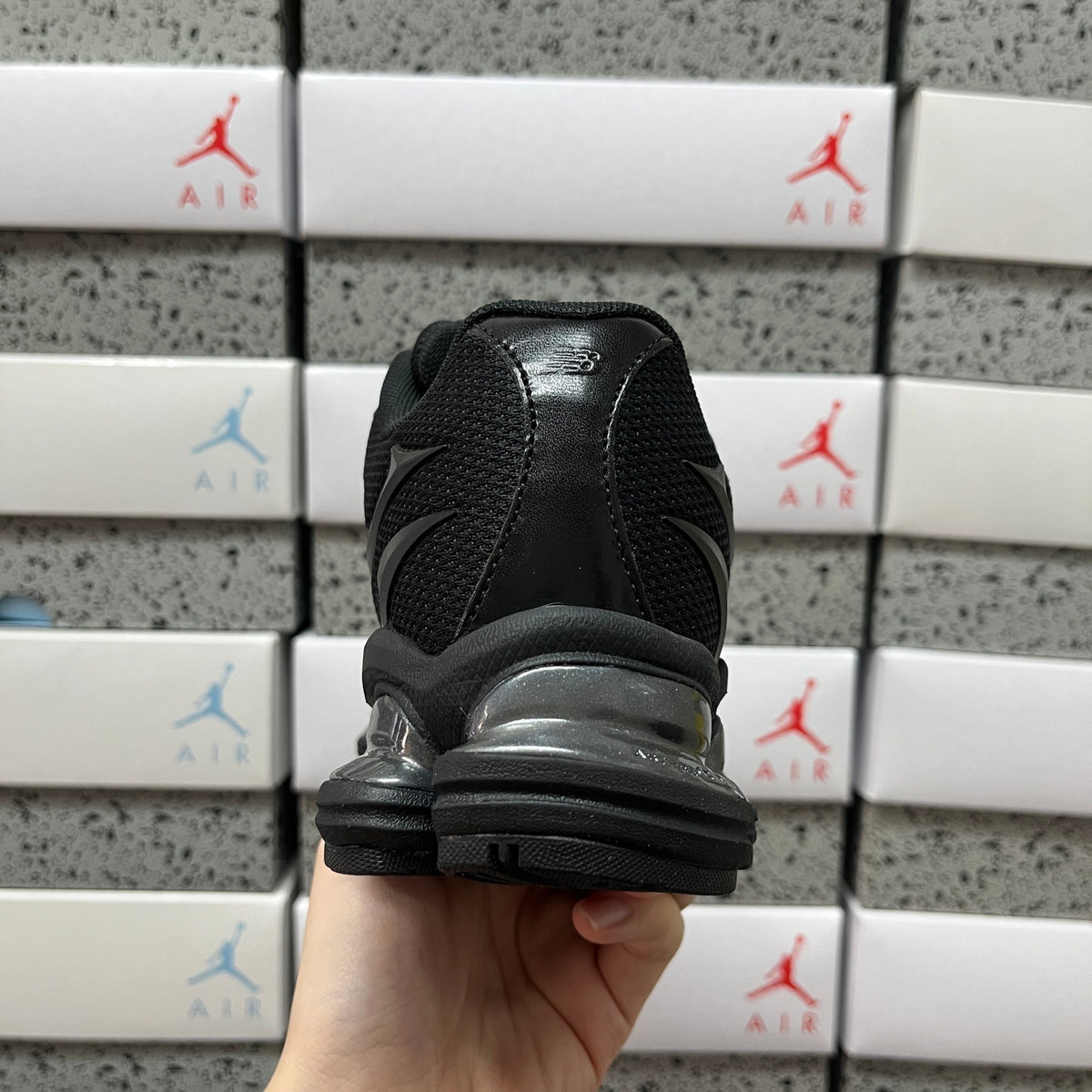 New Balance 2000 'Noir Total'