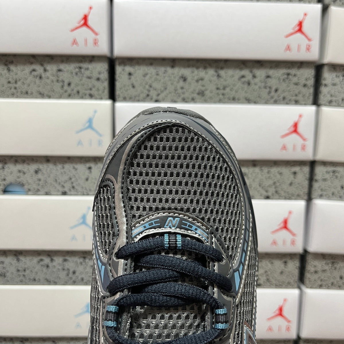 New Balance 740 'Gris Bleu'