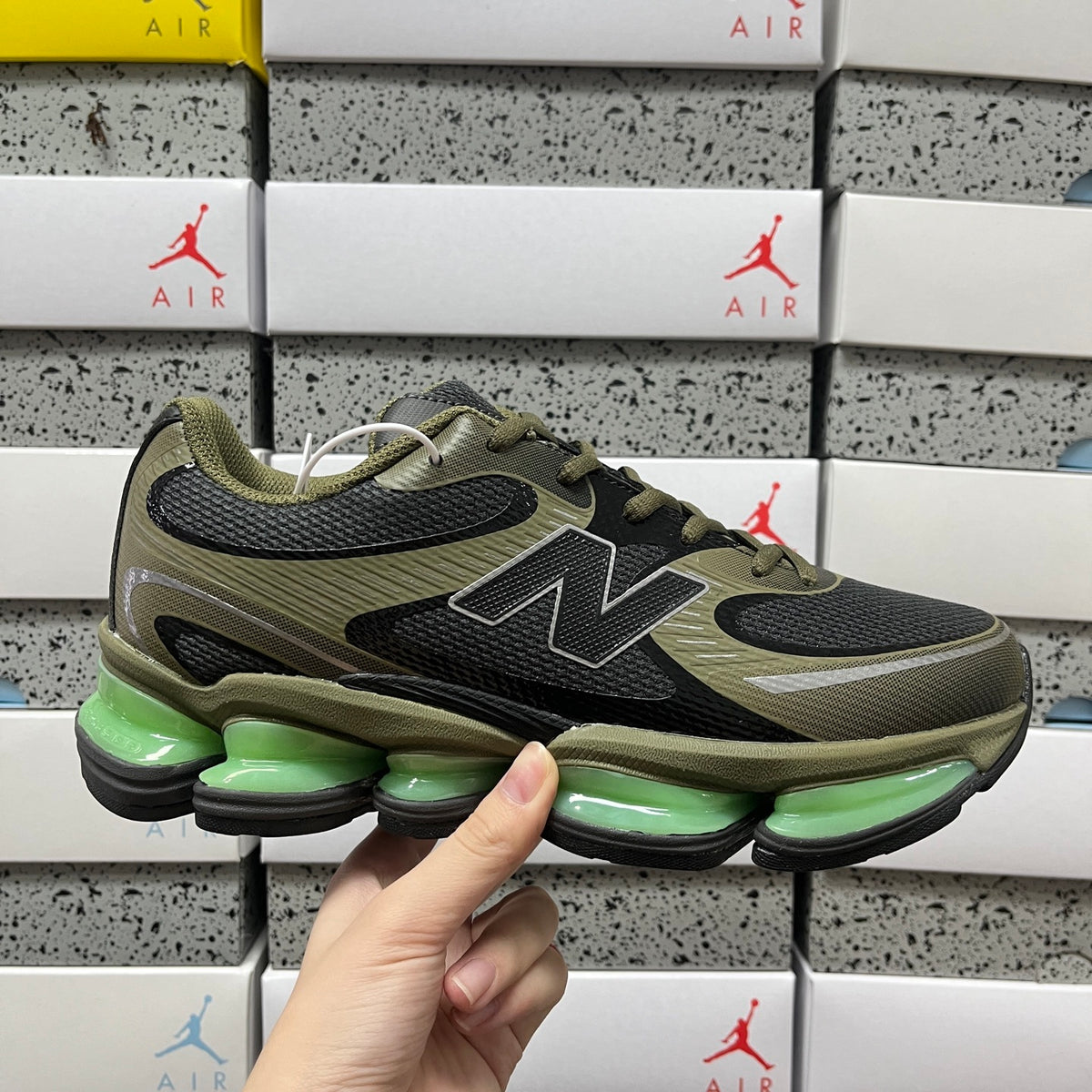 New Balance 2000 'Kaki Vert'