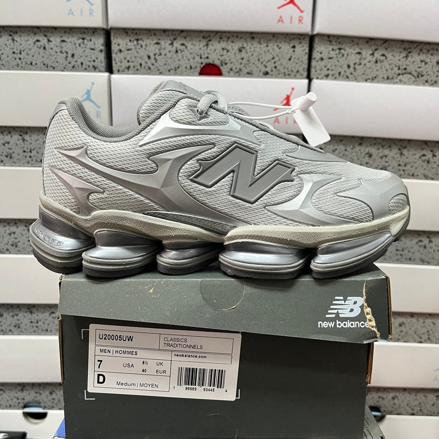 New Balance 2000 'Gris Argent'