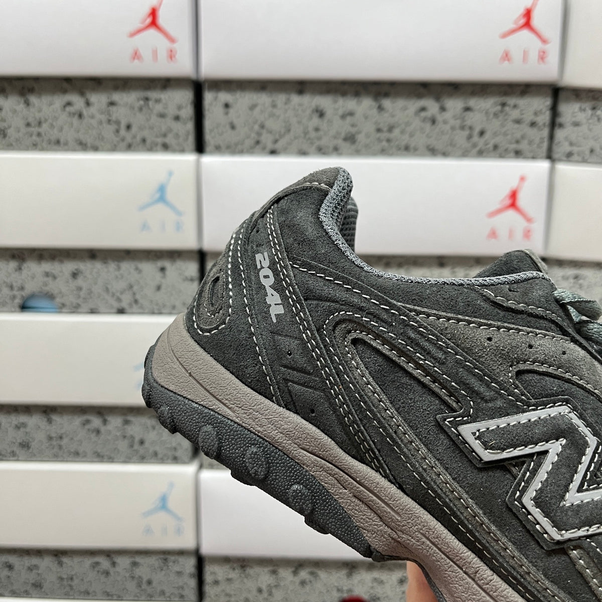 New Balance 204L 'Gris Anthracite'