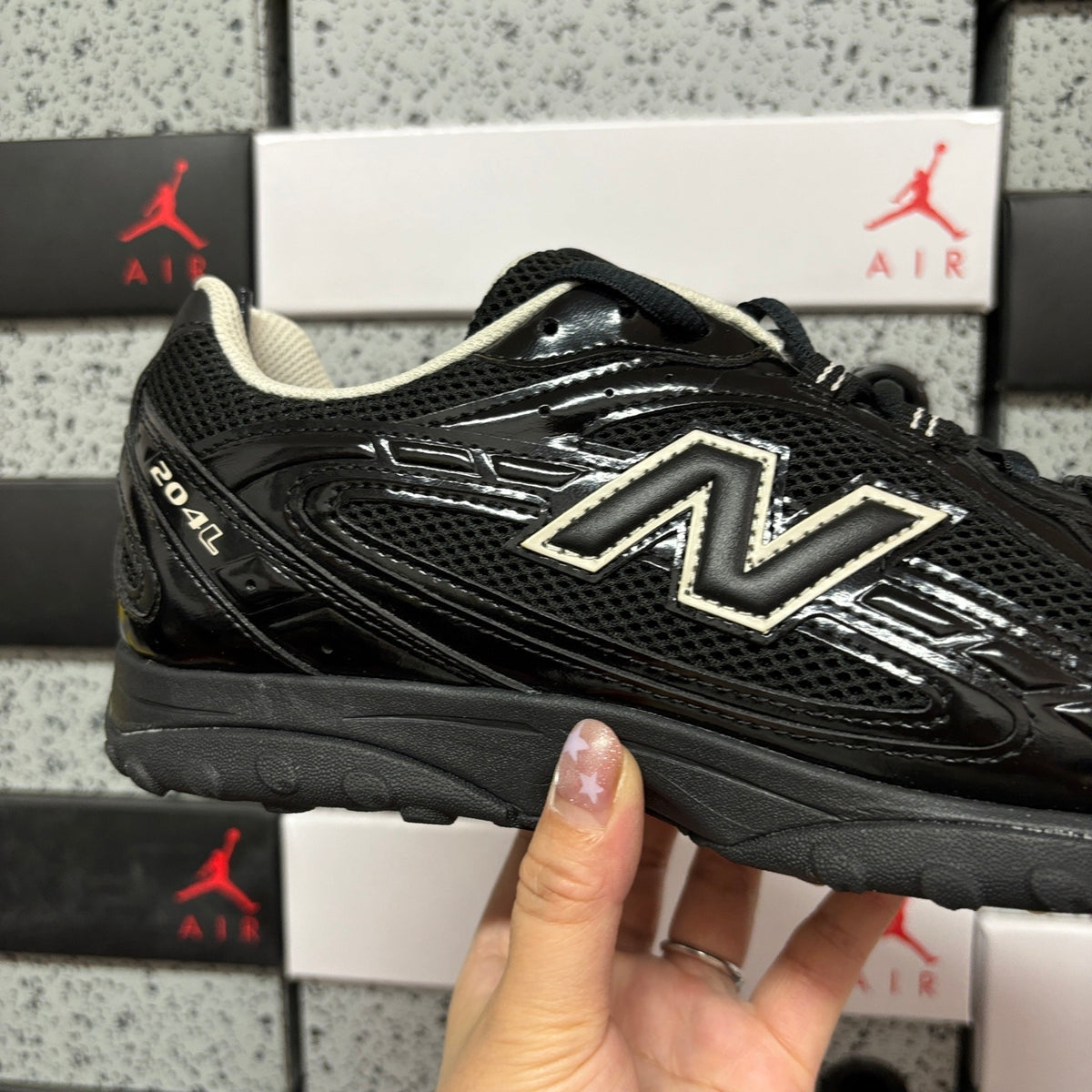 New Balance 204L 'Noir Verni'