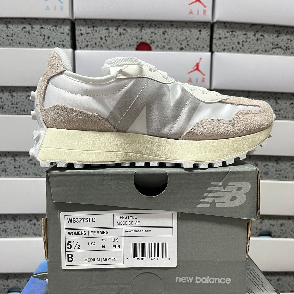 New Balance 327 'Beige Gris Clair'