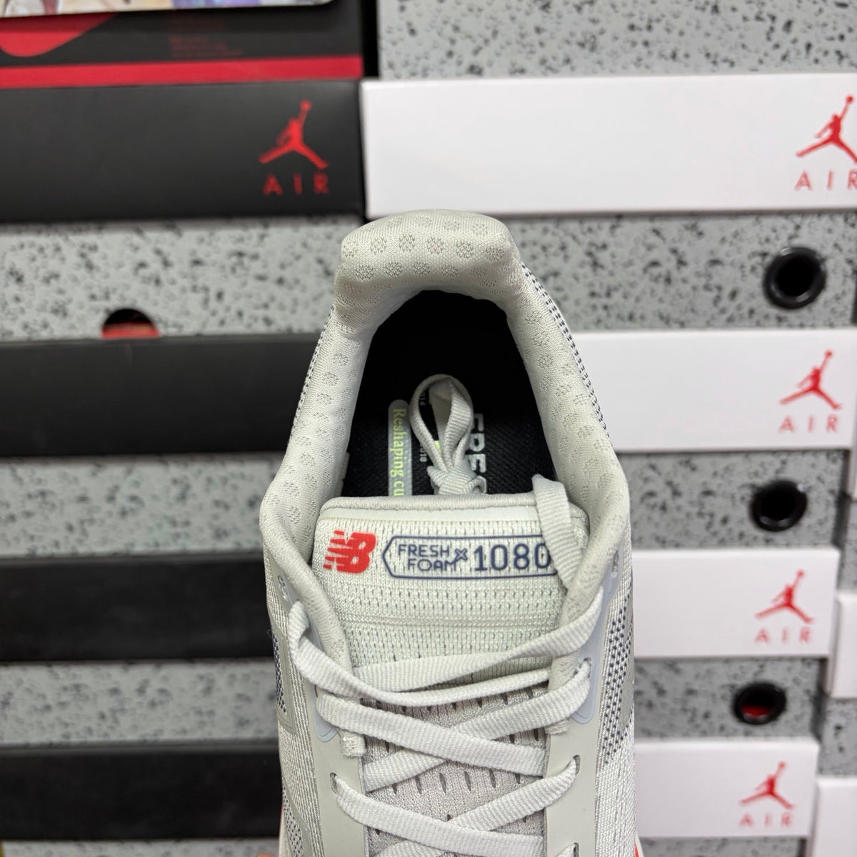 New Balance 1080 'Blanc Gris Rouge'