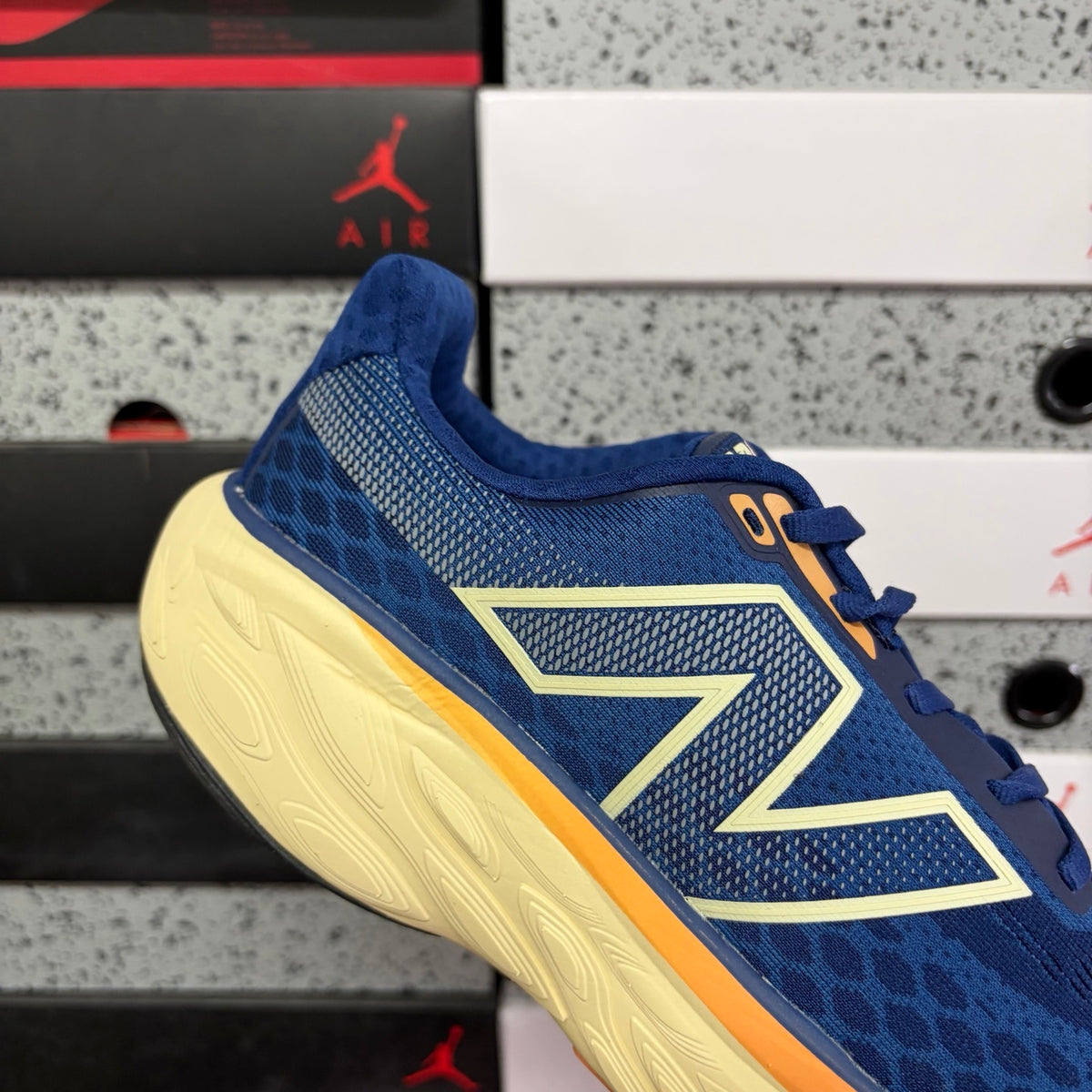New Balance 1080 'Bleu Marine Jaune'