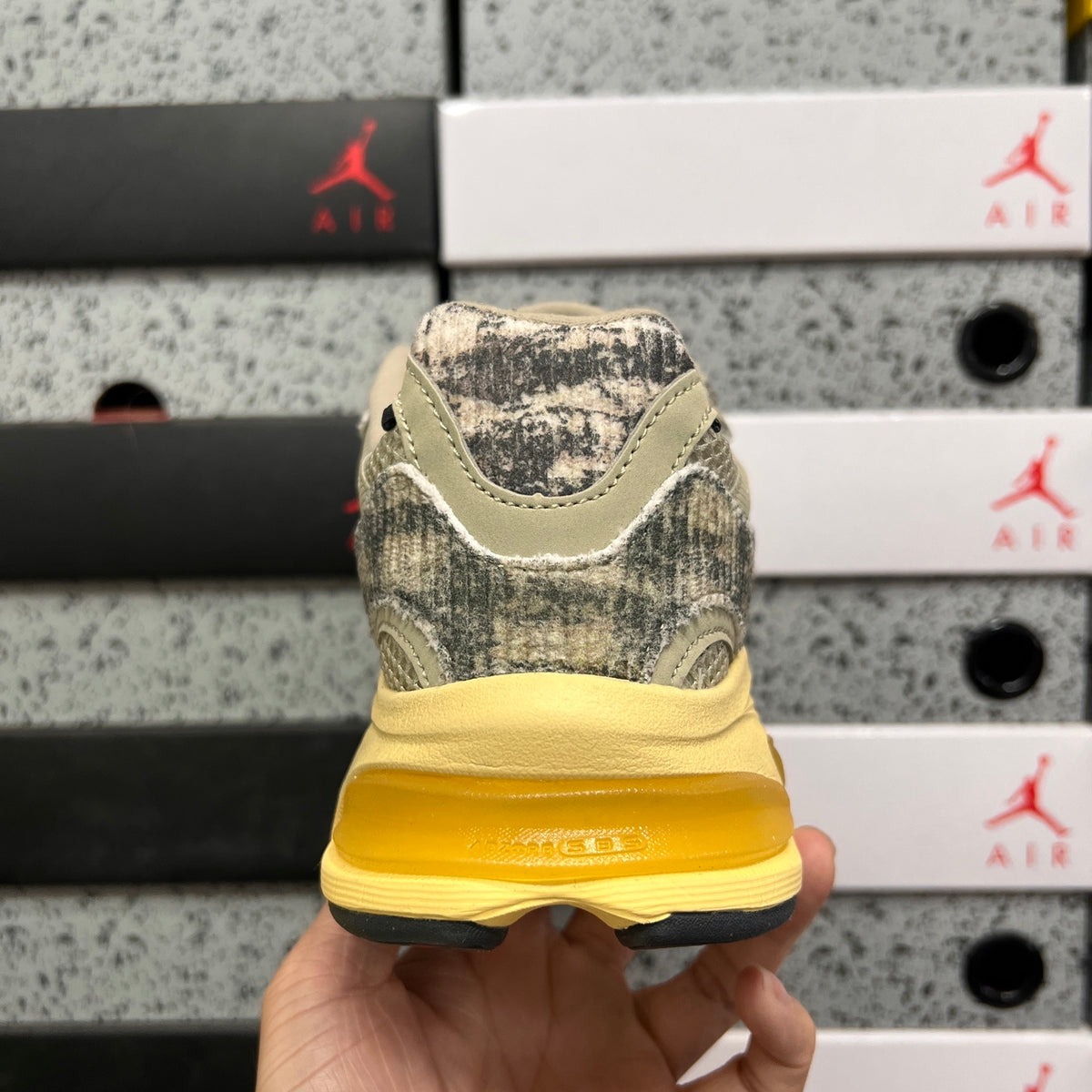 New Balance 2010 'Python Beige Jaune'
