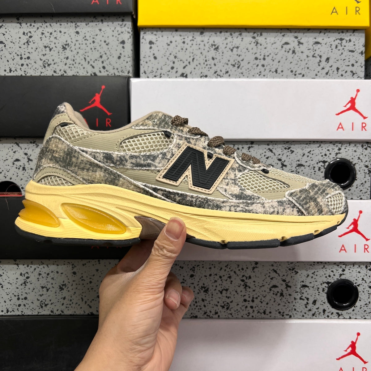 New Balance 2010 'Python Beige Jaune'