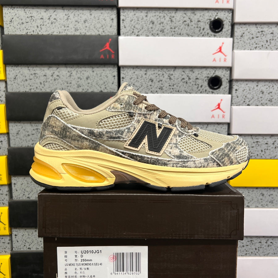 New Balance 2010 'Python Beige Jaune'