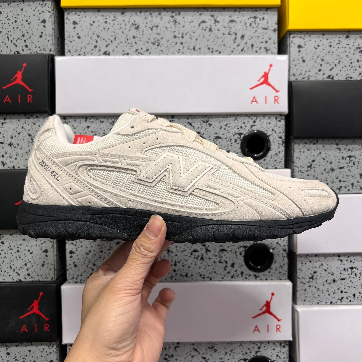 New Balance 204L 'Beige Crème'