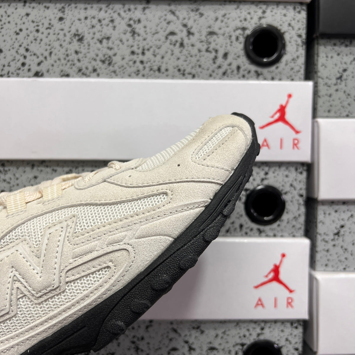 New Balance 204L 'Beige Crème'