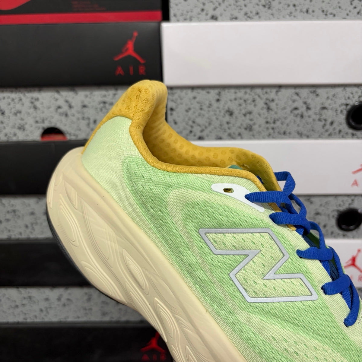 New Balance 1080 'Vert Lime Crème'