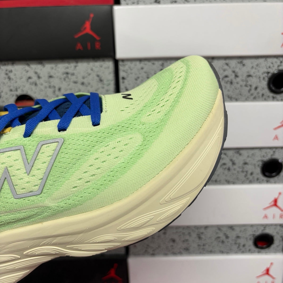 New Balance 1080 'Vert Lime Crème'