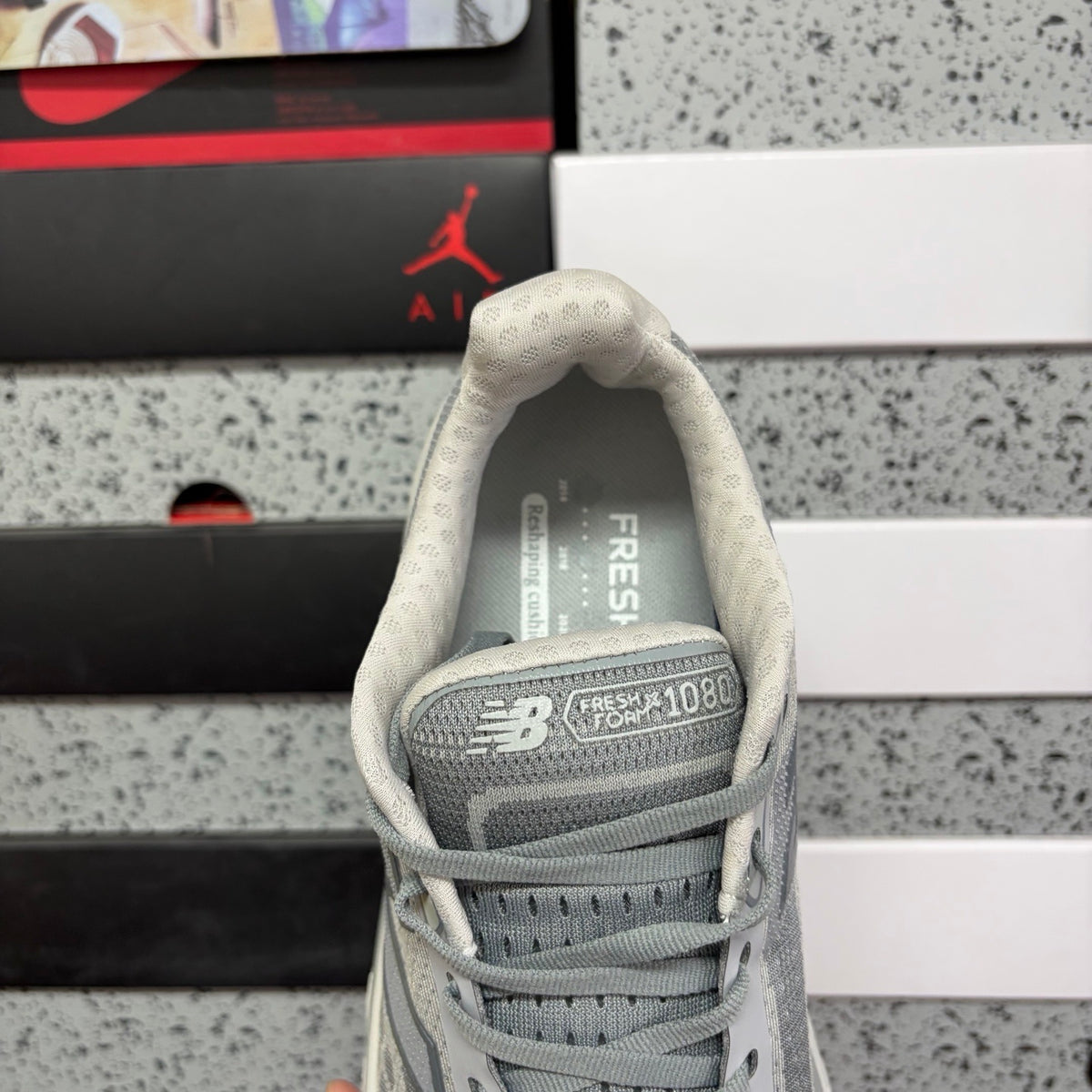 New Balance 1080 'Gris Clair'