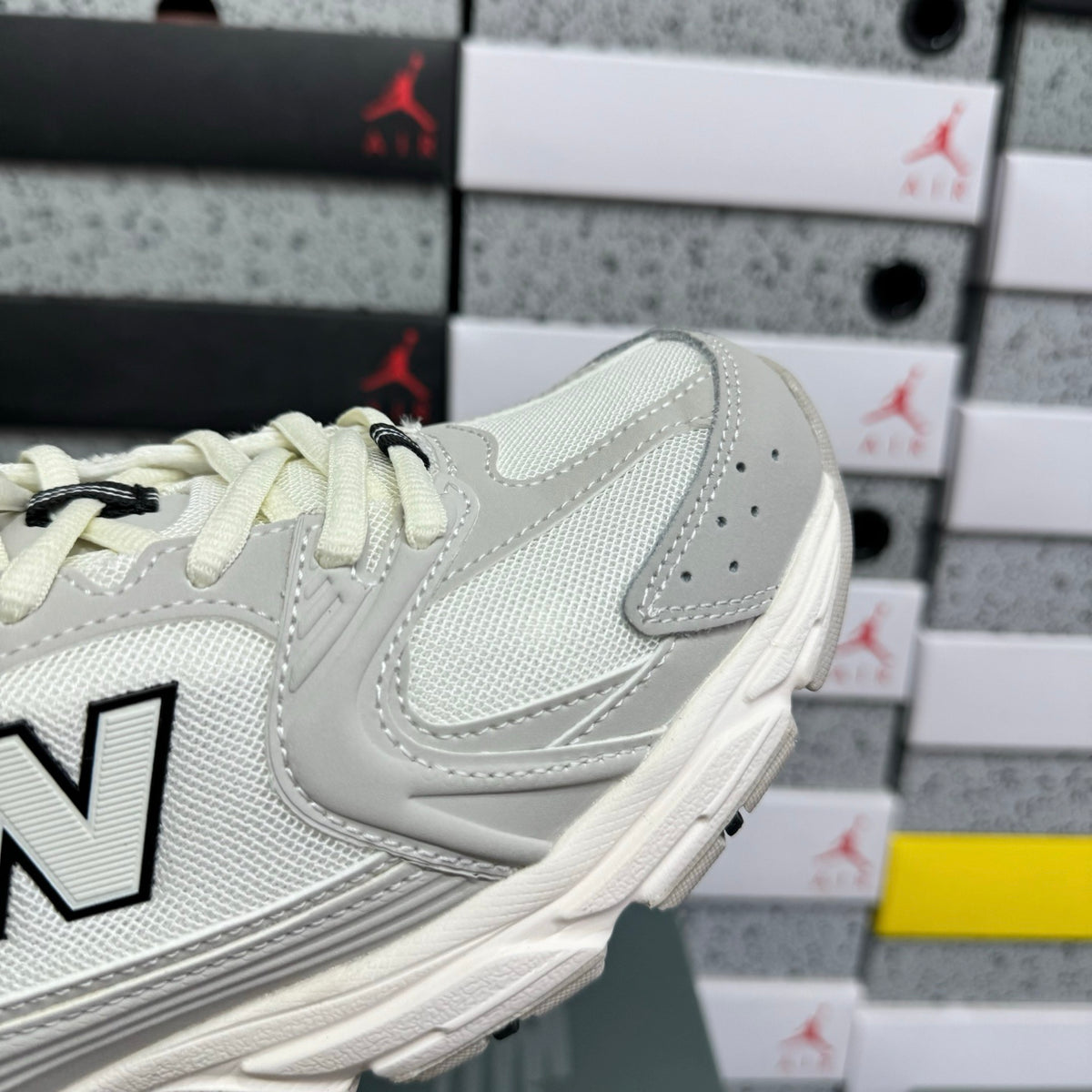 New Balance 530 'Blanc Gris Crème'