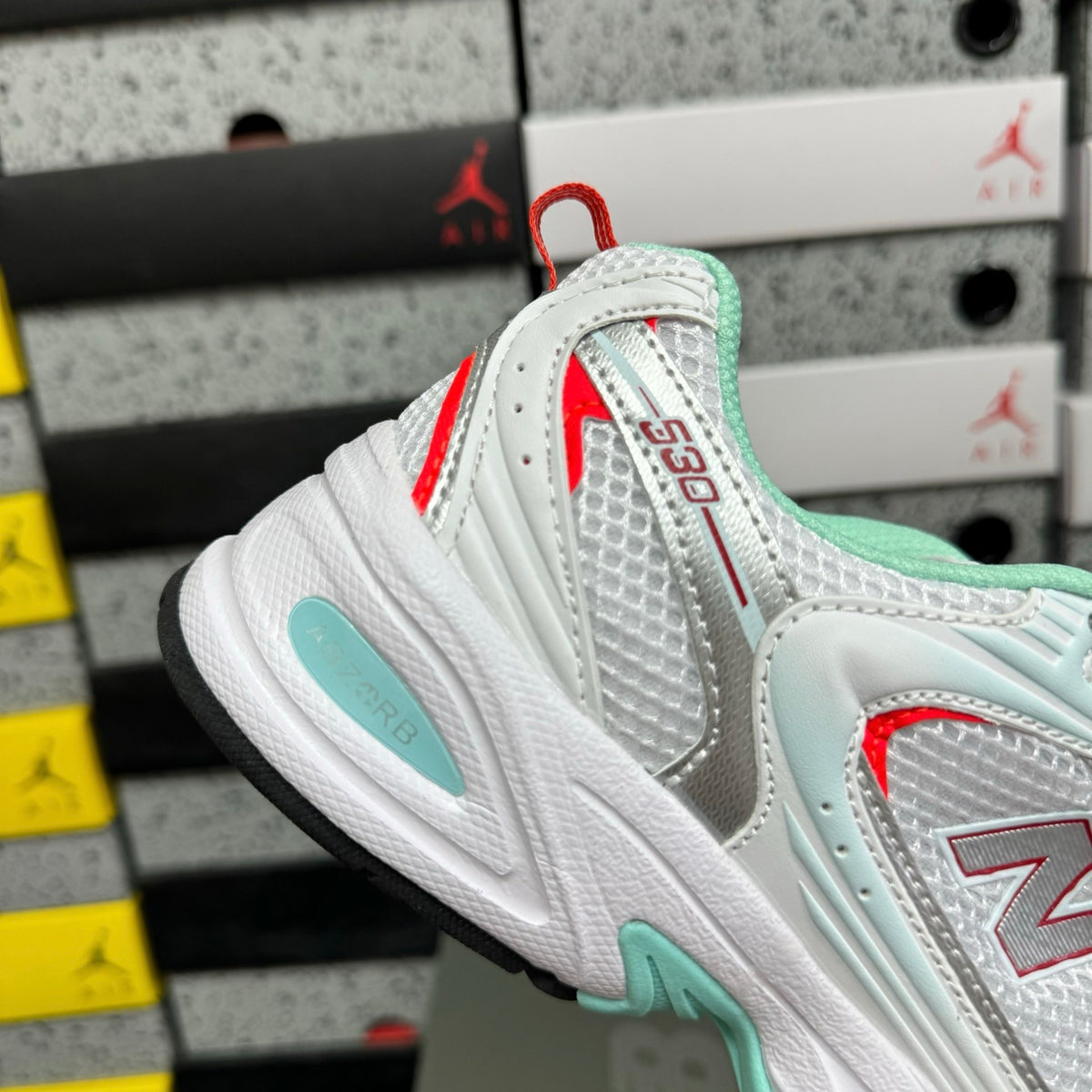 New Balance 530 'Blanc Turquoise Rouge'