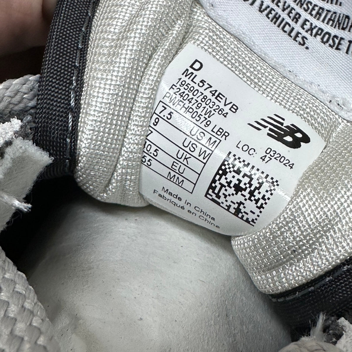 New Balance 574 'Noir Blanc'