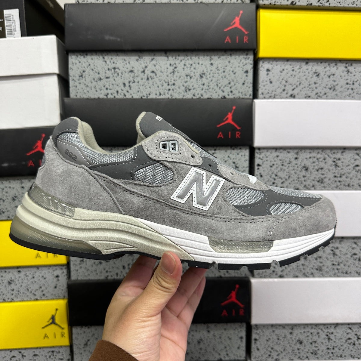 New Balance 992 'Gris Classique'