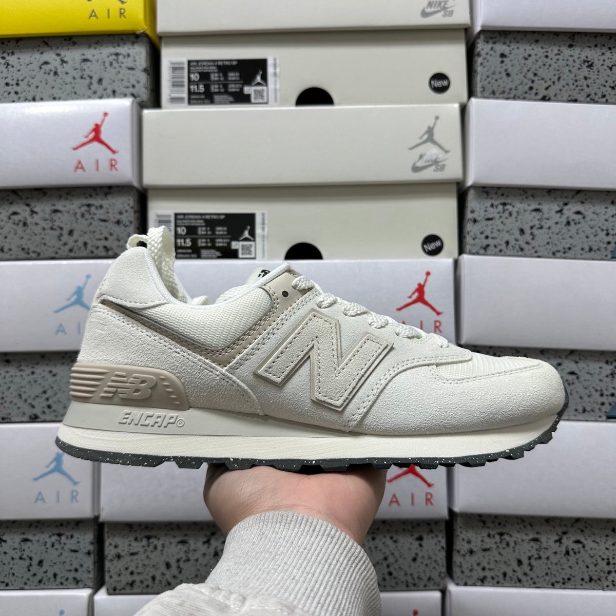New Balance 740 'Blanc Gris'