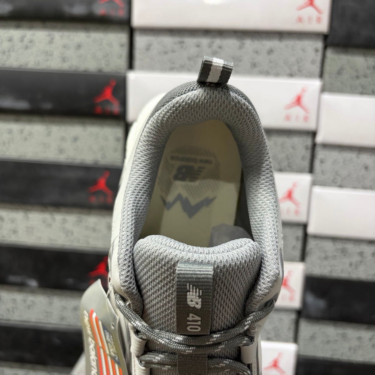 New Balance 410 'Gris Argent Blanc'