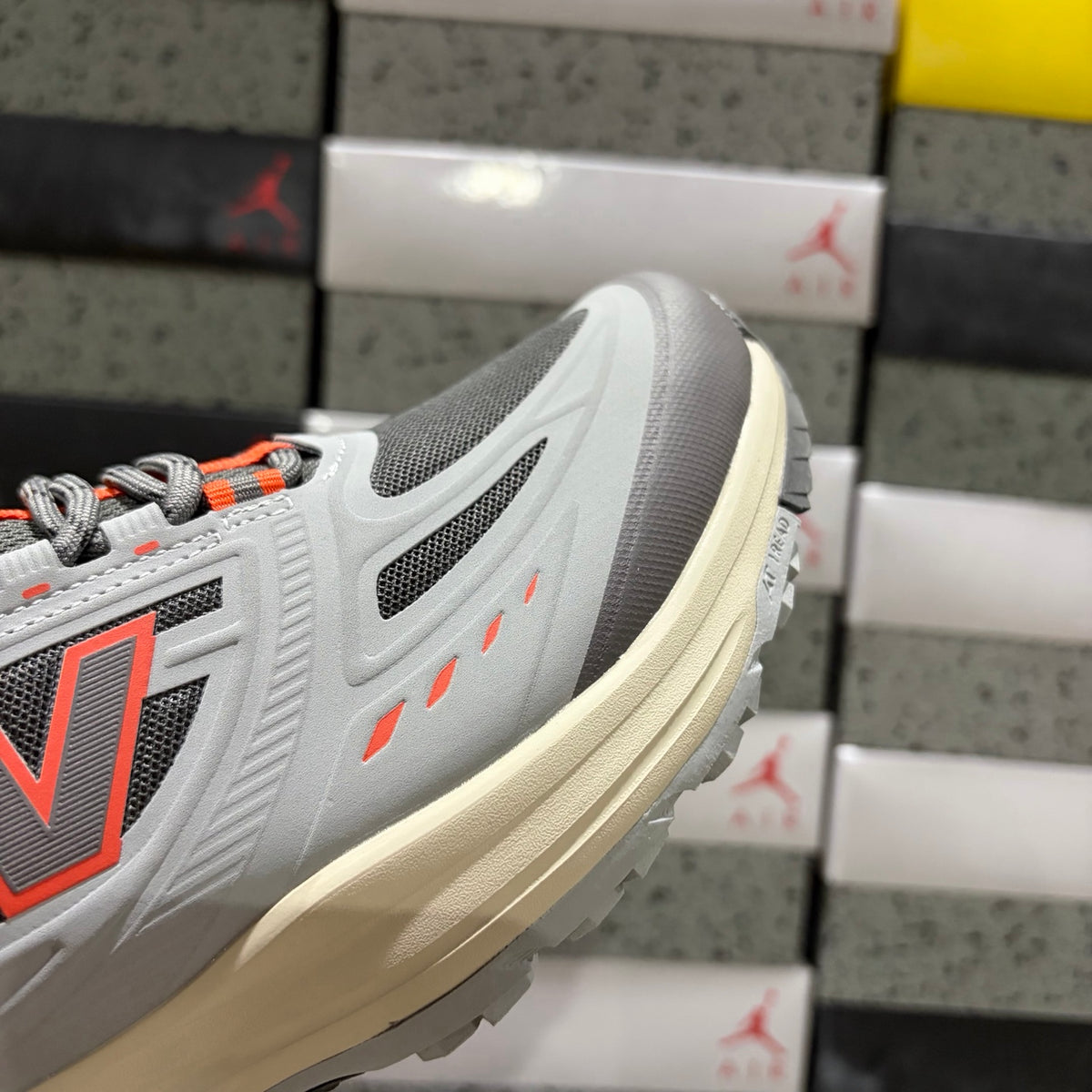 New Balance 410 'Gris Corail'