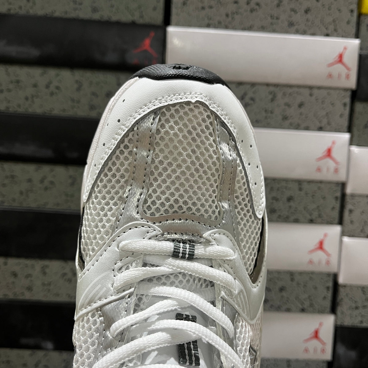 New Balance 530 'Blanc Argent'
