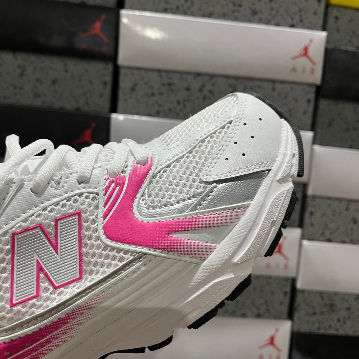 New Balance 530 'Blanc Rose Fuchsia'