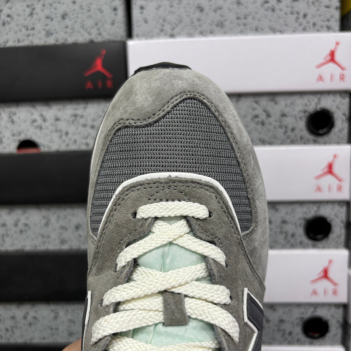 New Balance 574 'Gris Foncé'