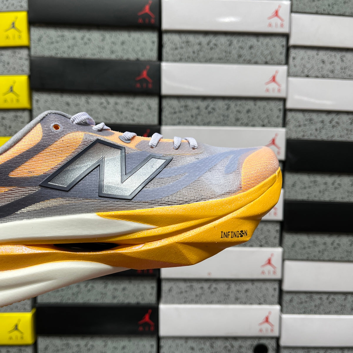 New Balance FuelCell 'Orange Lavande'