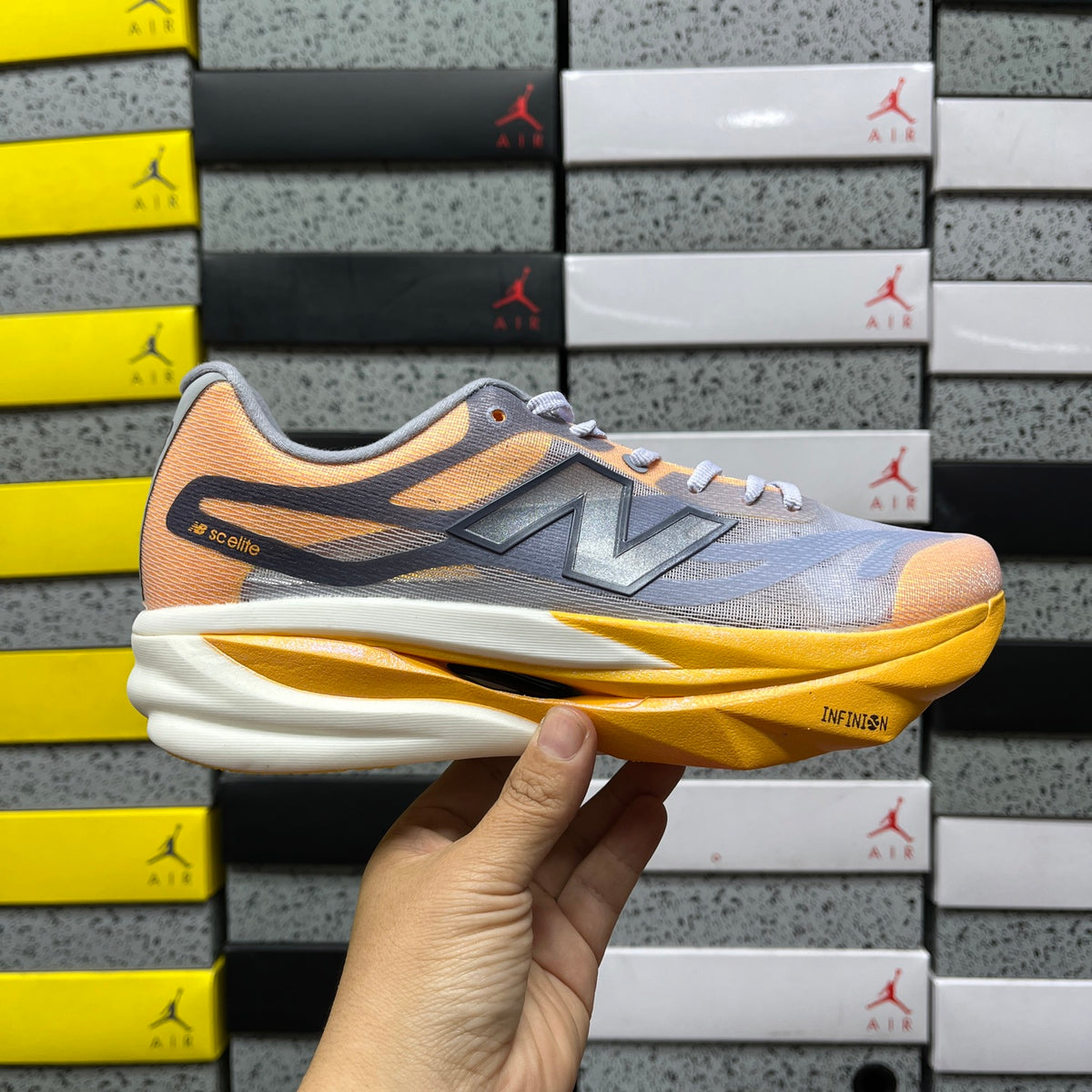 New Balance FuelCell 'Orange Lavande'