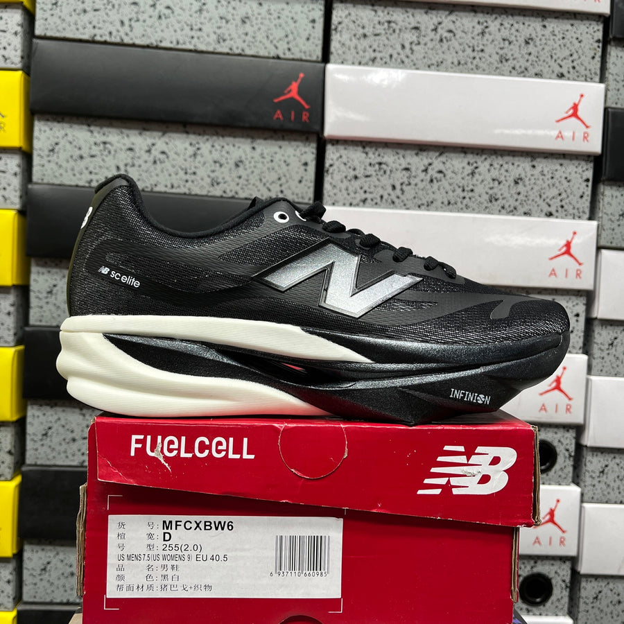 New Balance FuelCell 'Noir Blanc'