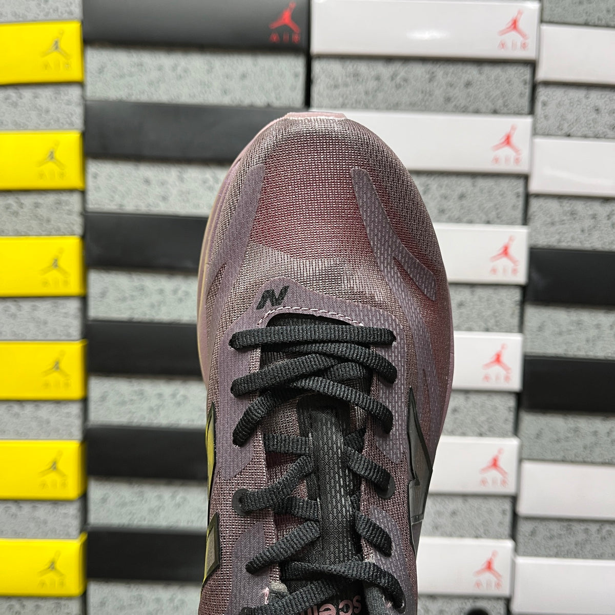 New Balance FuelCell 'Marron Noir'