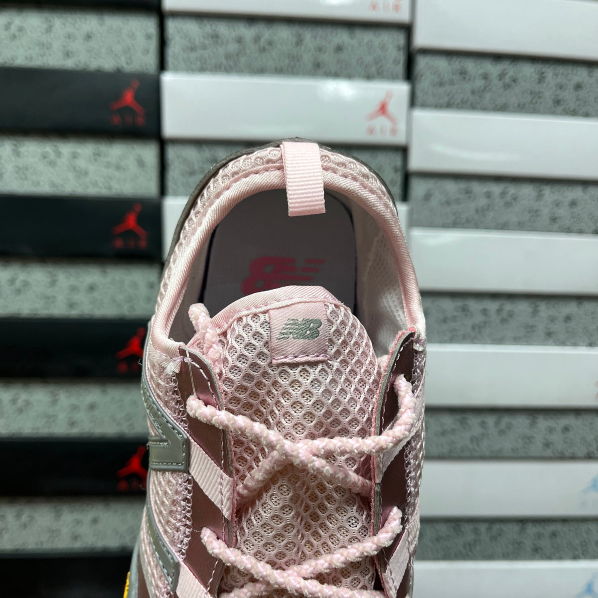 New Balance MT10 'Rose Pâle'