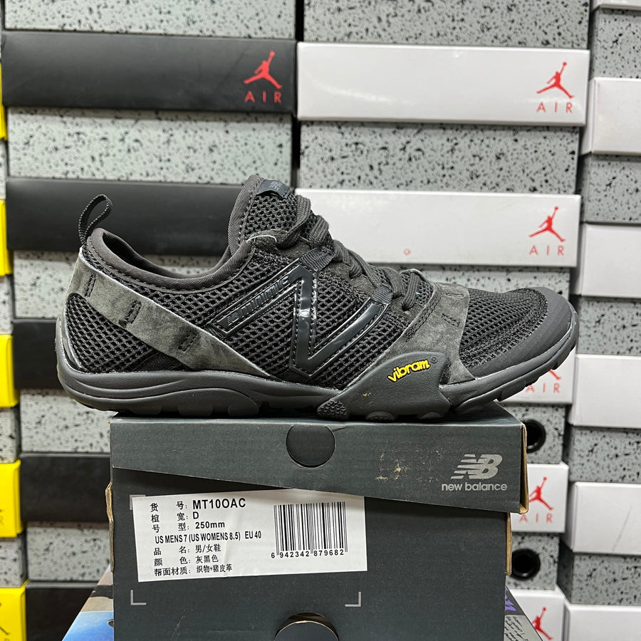 New Balance MT10 'Gris Anthracite'