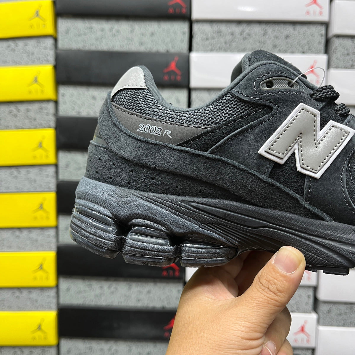 New Balance 2002R 'Gris Foncé Noir'
