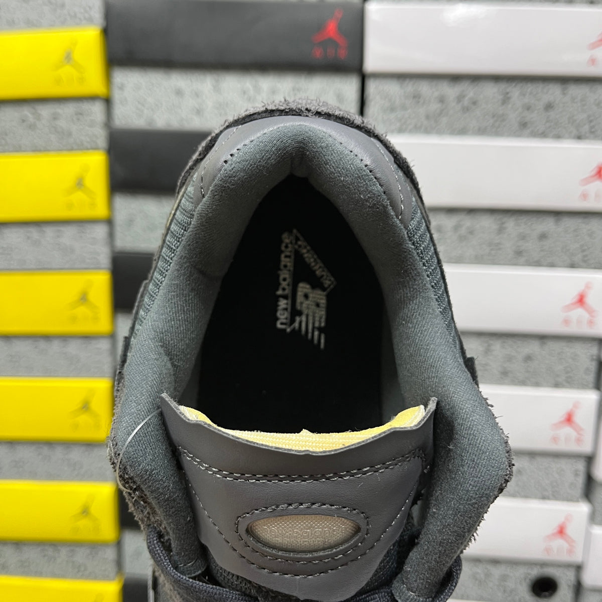 New Balance 2002R 'Gris Anthracite'