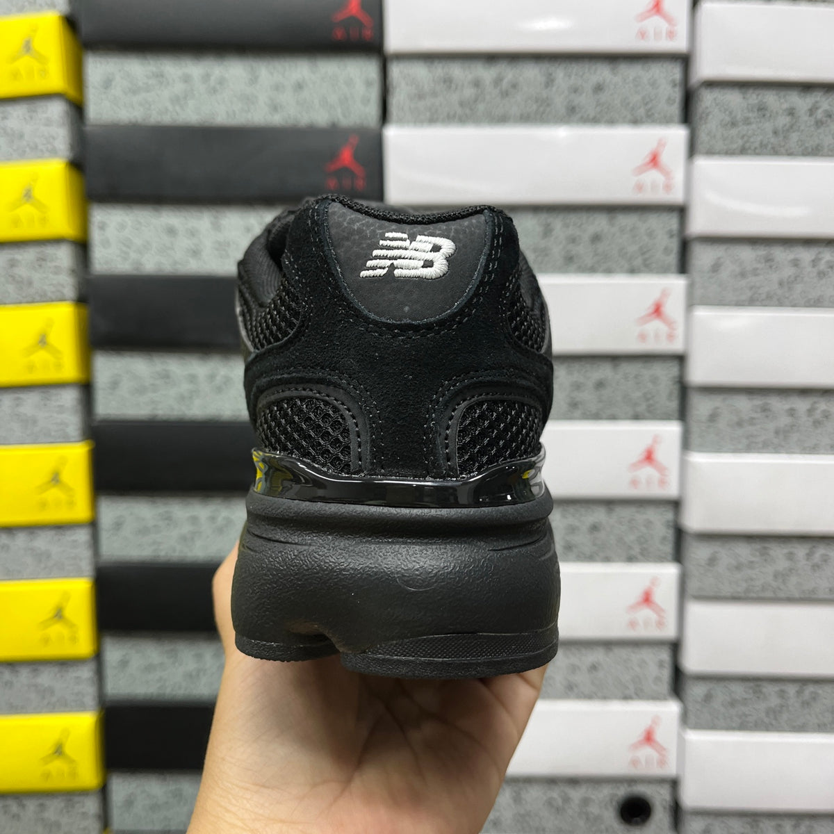 New Balance 603 'Noir Blanc'