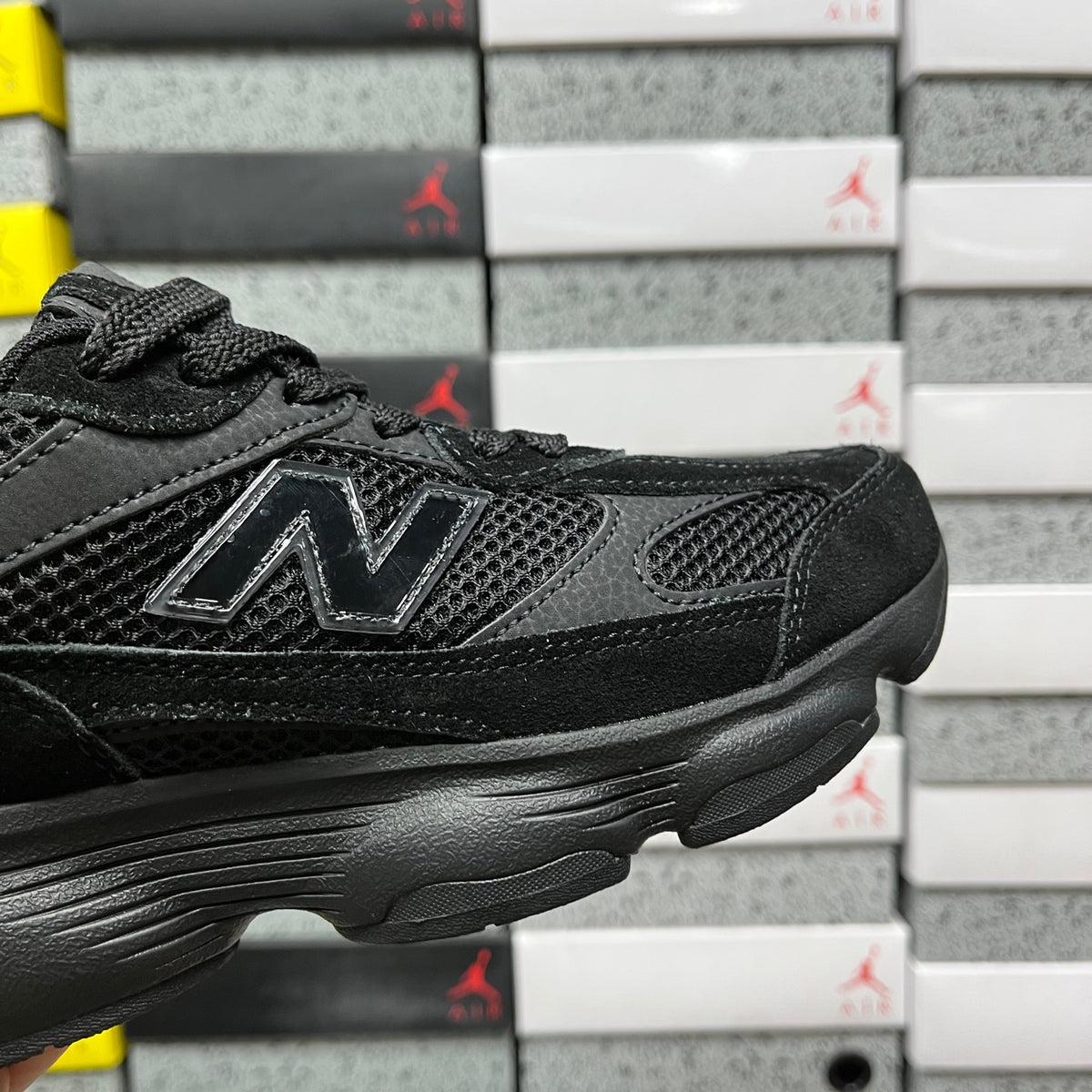 New Balance 603 'Noir Total'