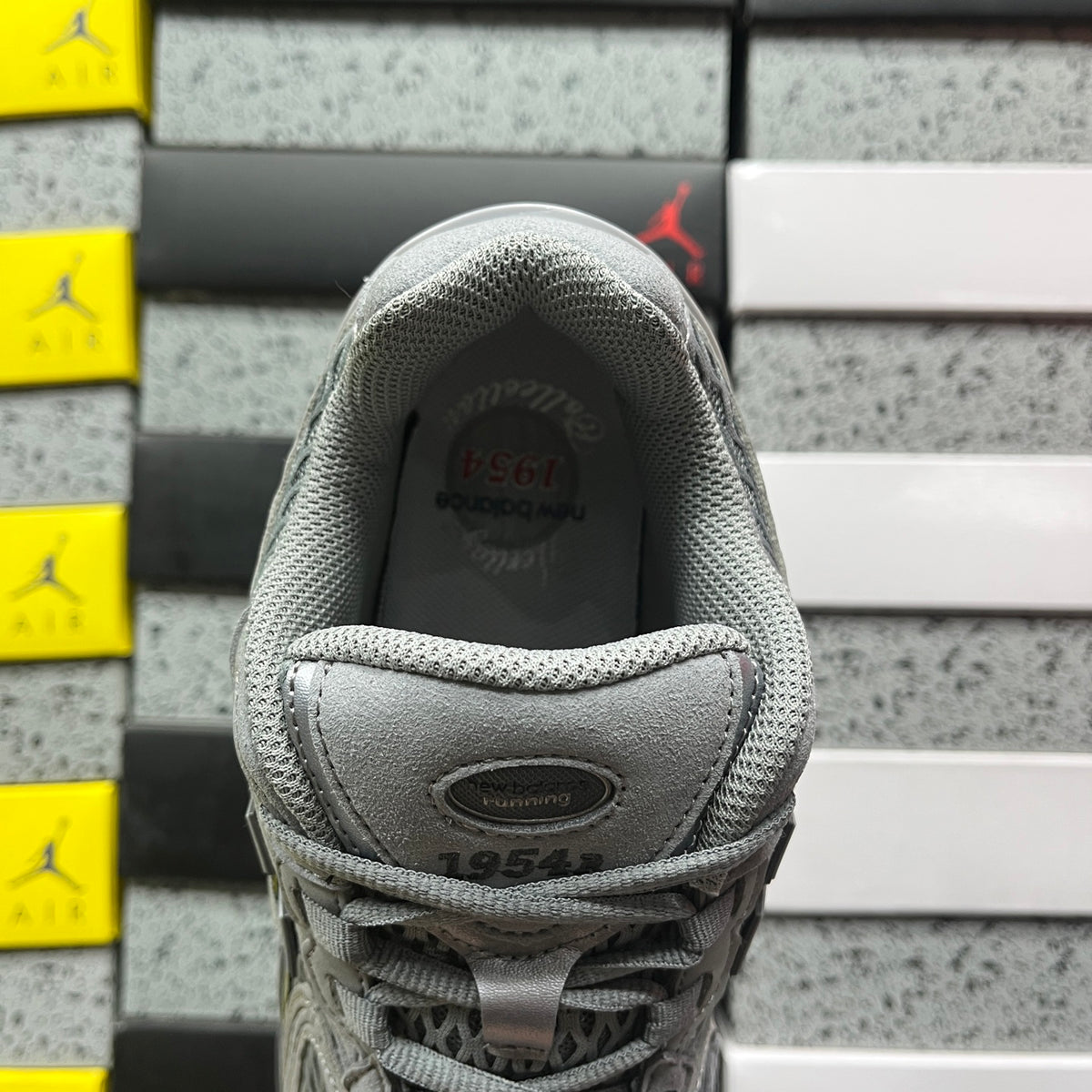 New Balance 1954 'Gris Argent'